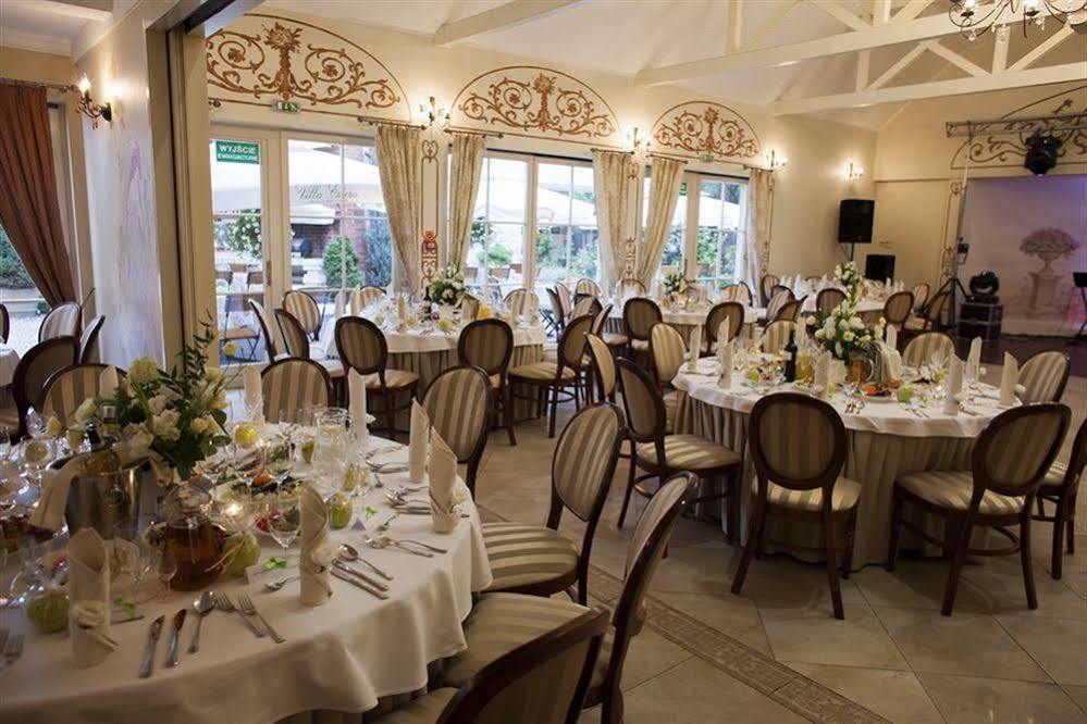 Villa Estera - Hotel & Restauracja Michałowice Kültér fotó