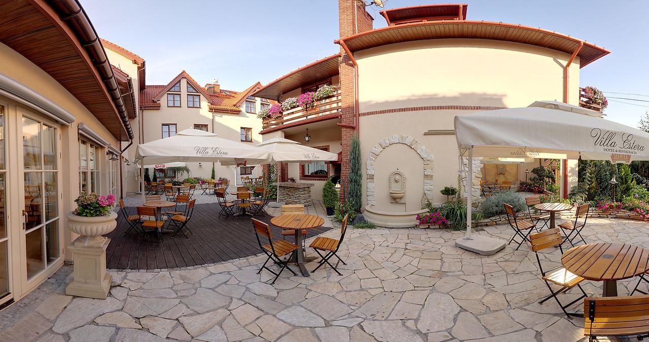 Villa Estera - Hotel & Restauracja Michałowice Kültér fotó